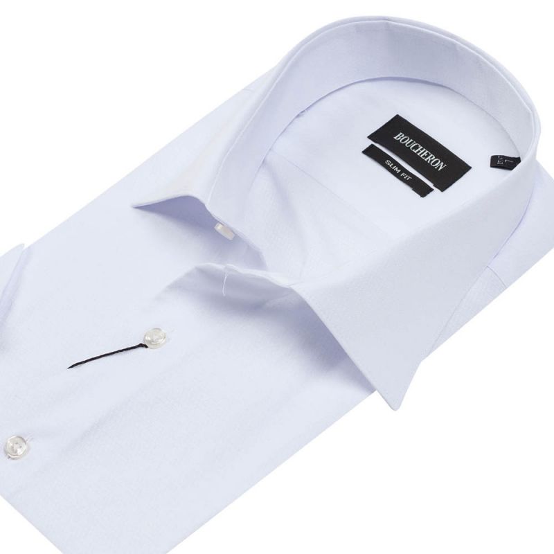 Рубашка белая с выделкой с короткими рукавами