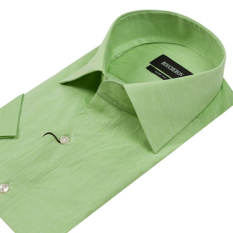 Рубашка зелёная с короткими рукавами приталенная
