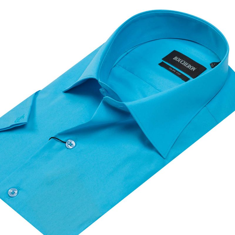 Рубашка ярко-голубая с короткими рукавами приталенная