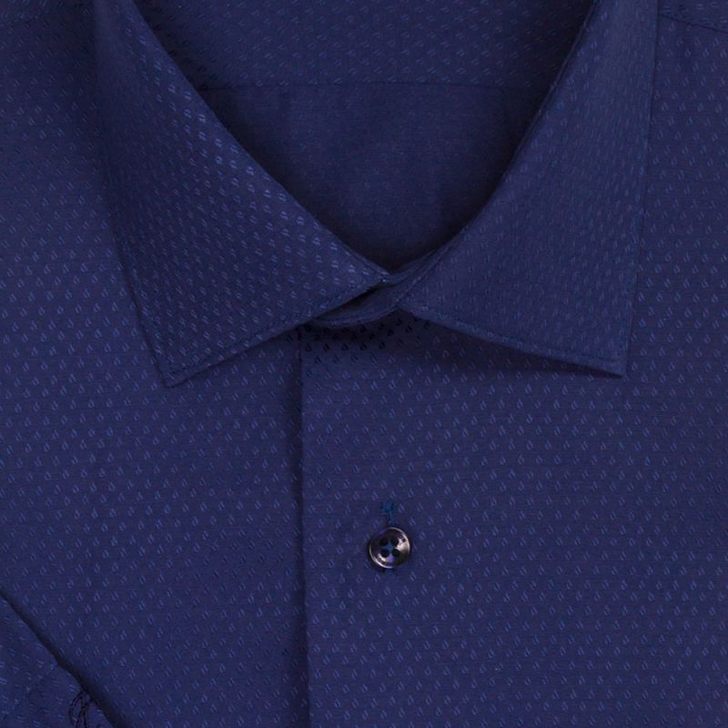 Рубашка синяя с выделкой, с короткими рукавами, приталенная