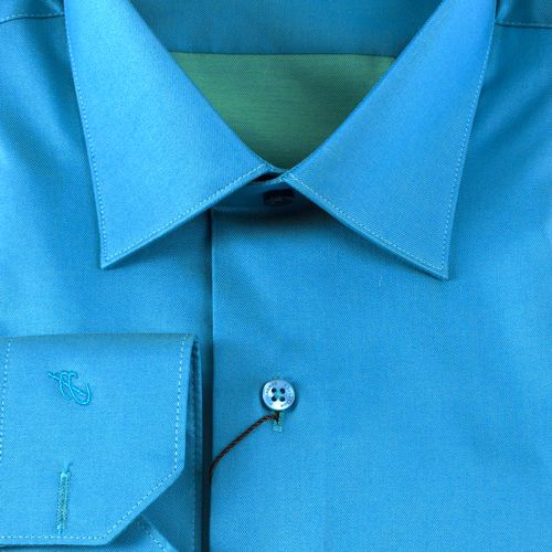 Рубашка ярко-голубая однотонная приталенная