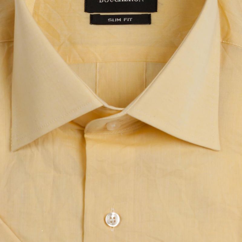Рубашка жёлтая с короткими рукавами приталенная
