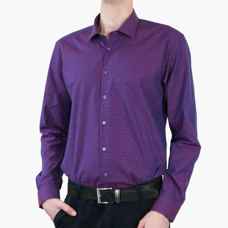 Рубашка тёмно-фиолетовая с огурцами, приталенная, удлинённая