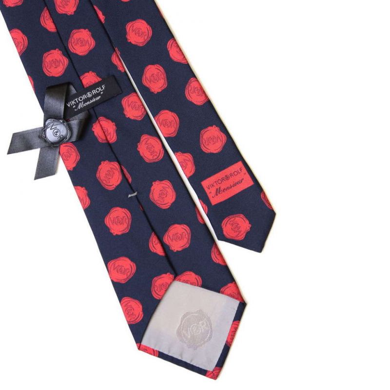 Синий галстук с красными логотипами Viktor Rolf
