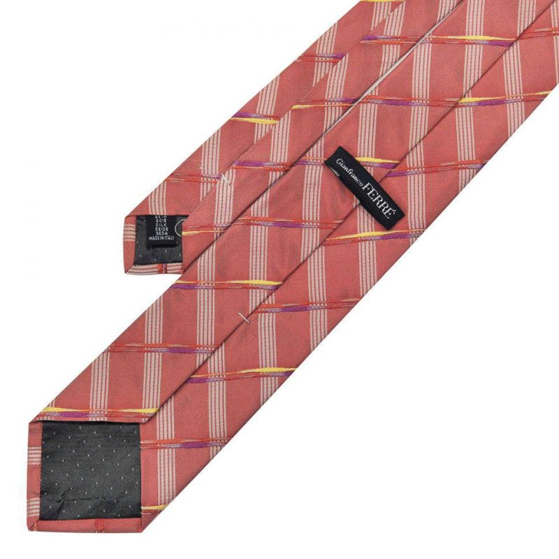 Красный галстук Gianfranco Ferre с вышитыми линиями